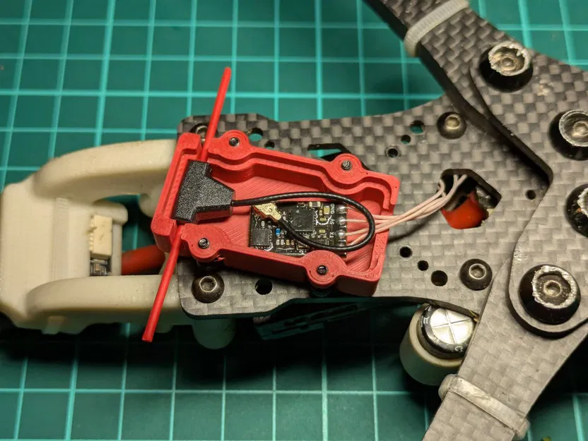 Vỏ bảo vệ FPV receiver (mount 20×20) - Image 3