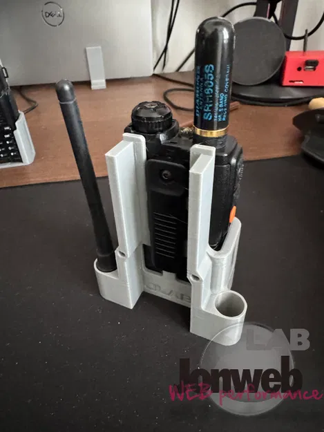 Giá treo tường Baofeng UV-3R (cũng dùng cho PARKSIDE wall) - Image 1