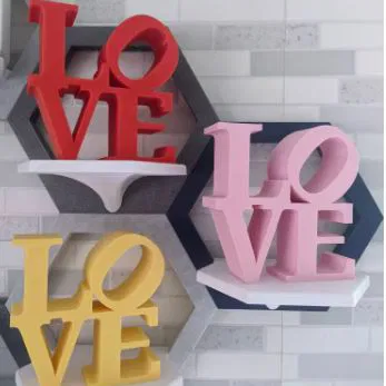 Tượng chữ LOVE (word art) lấy cảm hứng từ Robert Indiana