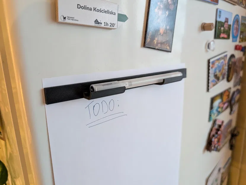 Kẹp giấy ghi chú & giữ bút nam châm cho tủ lạnh - Image 1