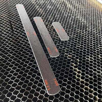 Thanh Giữ Phôi Nam Châm Cho Laser (Laser Magnetic Hold Down Bar)