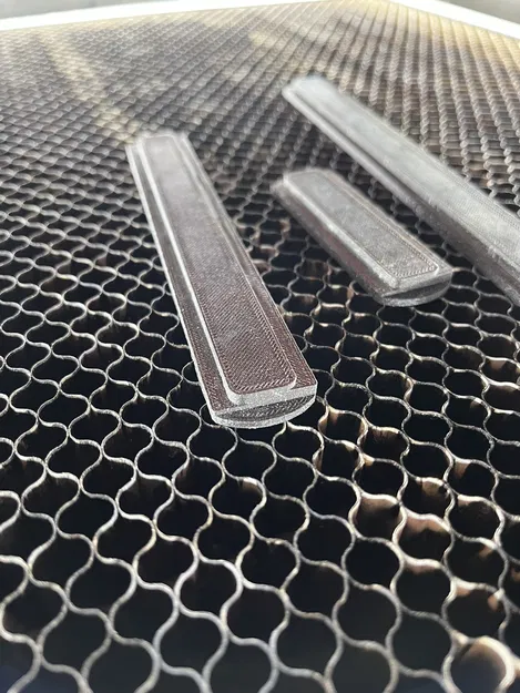 Thanh Giữ Phôi Nam Châm Cho Laser (Laser Magnetic Hold Down Bar) - Image 2