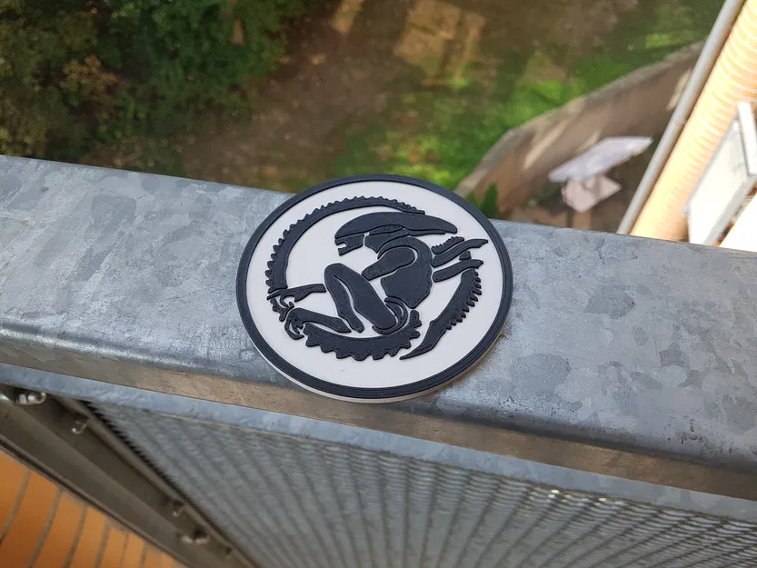 Alien Magnet - Image 4