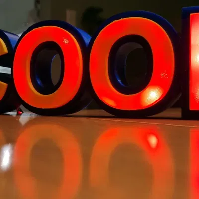 Hộp đèn LED chữ COOL (COOL led light box)