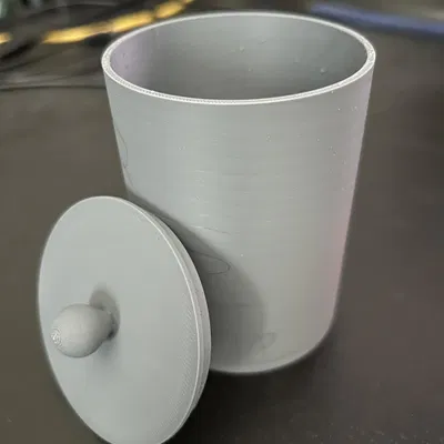 Hũ nhỏ hình trụ có nắp