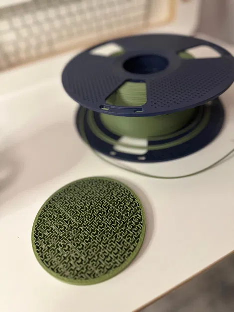 Miếng lót ly 3D hoa văn mê cung Tetris La Mã (Roman Tetris Maze Patterned 3d Coaster) - Image 4