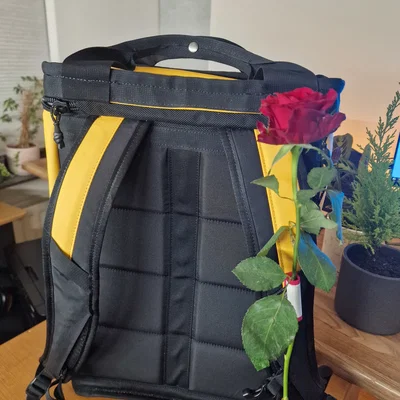 Kẹp Balo Hoa Hồng Valentine (Valentines Rose Backpack Clip)