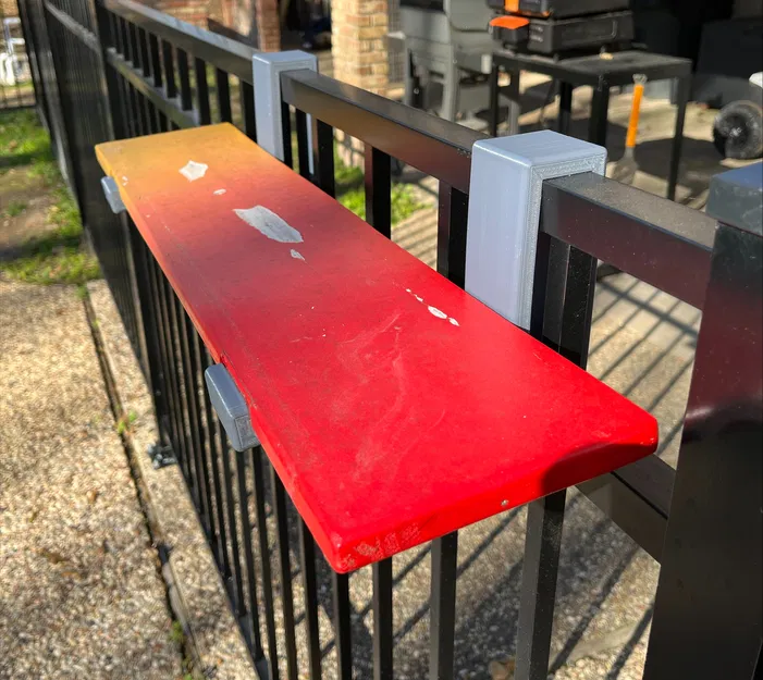 Kệ Treo Hàng Rào Hồ Bơi (Pool Fence Shelf) - Image 1