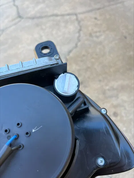 Nút bịt chỗ trống bóng đèn headlight Spyder - Image 2