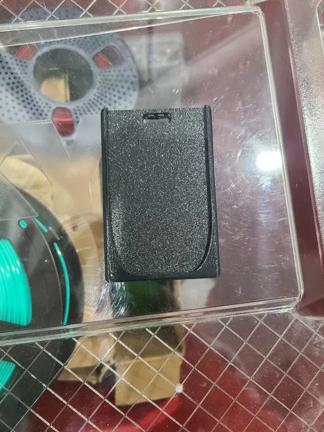 Huy hiệu giả giữ RSA Token (cho thiết kế Voronoi) - Image 1