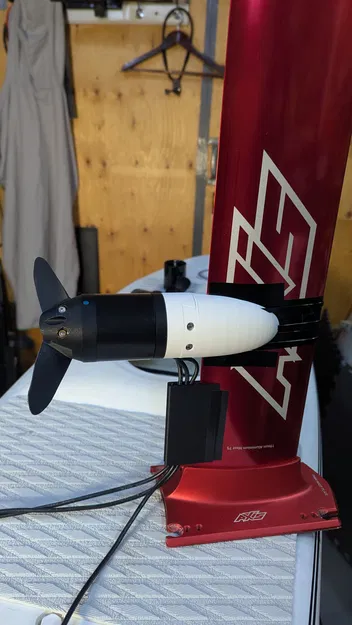 Ngàm motor 6384 cho Axis mast nhôm 19mm – Foil Assist/Drive (zip tie) - Image 1