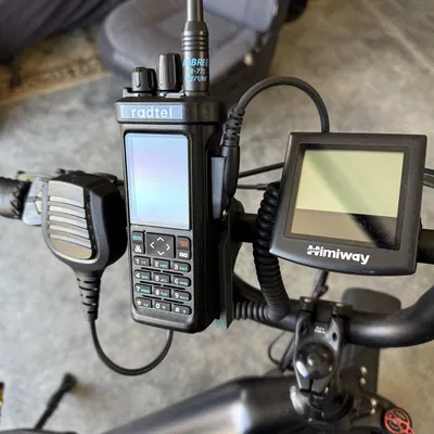Giá gắn ghi-đông cho Radtel RT-950 (pro)