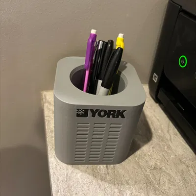 Giá cắm bút mô phỏng dàn nóng AC (HVAC) – AC condenser unit pen holder