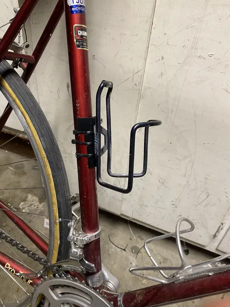 Ngàm gắn bình nước xe đạp (Centurion Pro Tour) - Image 1