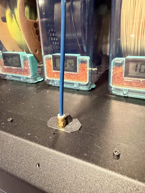 Đầu nối PC4-M6 cho Top Plug Edge Prusa Enclosure - Heat Insert - Image 1