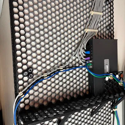 Hsw Corner – Miếng Góc Bo Tròn cho Honeycomb Storage Wall