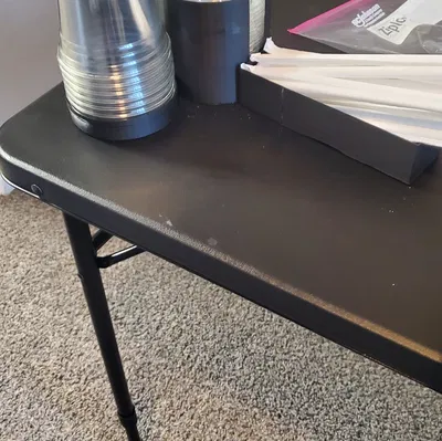 Giá giữ nắp ly và ống hút