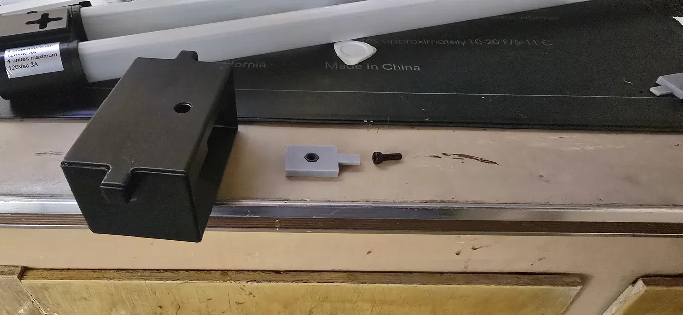 Bracket treo đèn GT-Lite Shop Light Hanging Bracket - Image 2