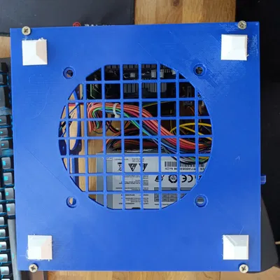 Khối cube thông gió gọn gàng – plate ATX PSU + nhiều chi tiết khác