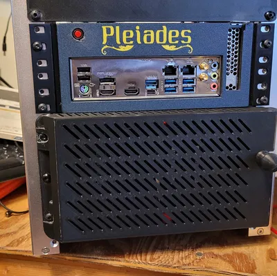 Nắp cửa trước cho case NAS 8-bay dùng mini rack 10"