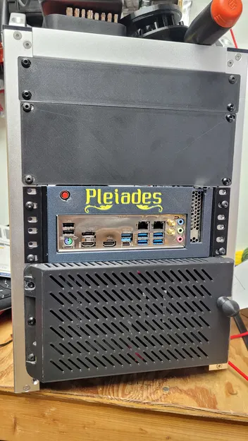 Nắp cửa trước cho case NAS 8-bay dùng mini rack 10" - Image 3