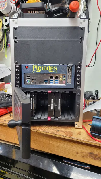 Nắp cửa trước cho case NAS 8-bay dùng mini rack 10" - Image 4