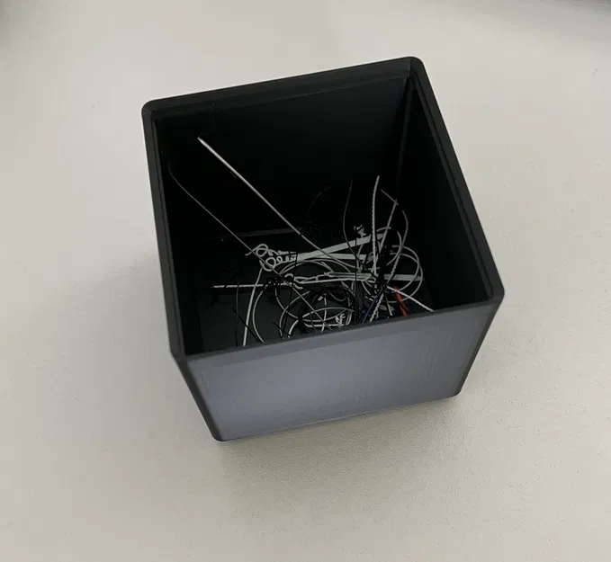 Thùng rác máy in Gridfinity 2x2 - Image 2