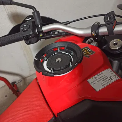 Adapter bình xăng Aprilia Tuareg 660 (cho Givi BF25)