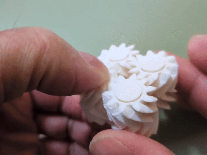 Đồ chơi fidget 4 bánh răng nhỏ kèm file FreeCAD và Simulation