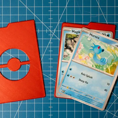 Vách ngăn thẻ Pokemon – 2 phiên bản