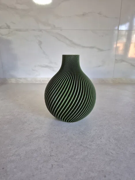 Bình hoa xoắn ốc (Spiral Vase) - Image 7