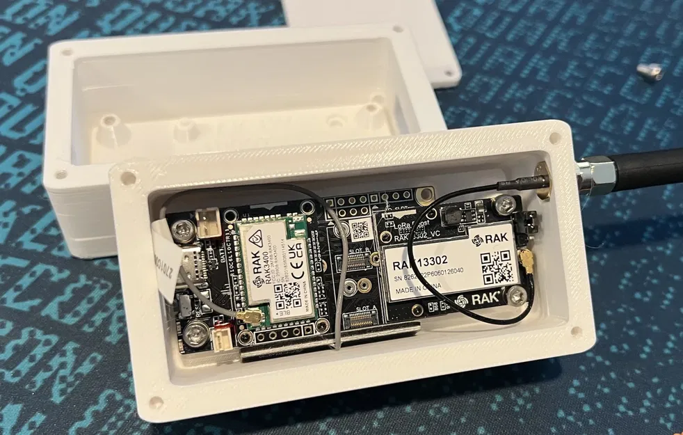 Case đơn giản cho Rak WisMesh 1W Booster 3401 + 13302 - Image 1
