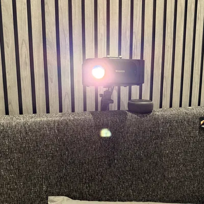 Giá đỡ gắn máy chiếu YG381 lên khung giường (YG381 Projector Bedframe Mount)