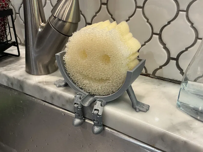 Giá để Scrub Daddy gác bồn rửa dạng khớp, có lỗ thoát nước - Image 3