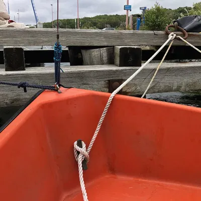 Cùm neo (cleat) cho thuyền dinghy dùng dây 6–12 mm