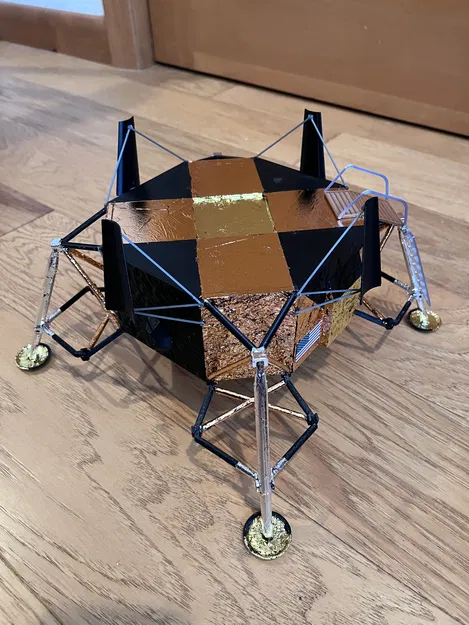 Mô hình Apollo Lunar Module tỉ lệ 1/25 - Image 5