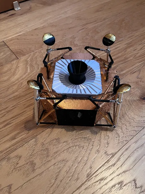 Mô hình Apollo Lunar Module tỉ lệ 1/25 - Image 6