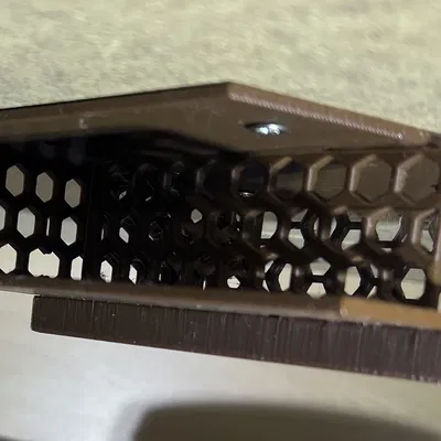 Kệ bàn phím và chuột dưới gầm bàn