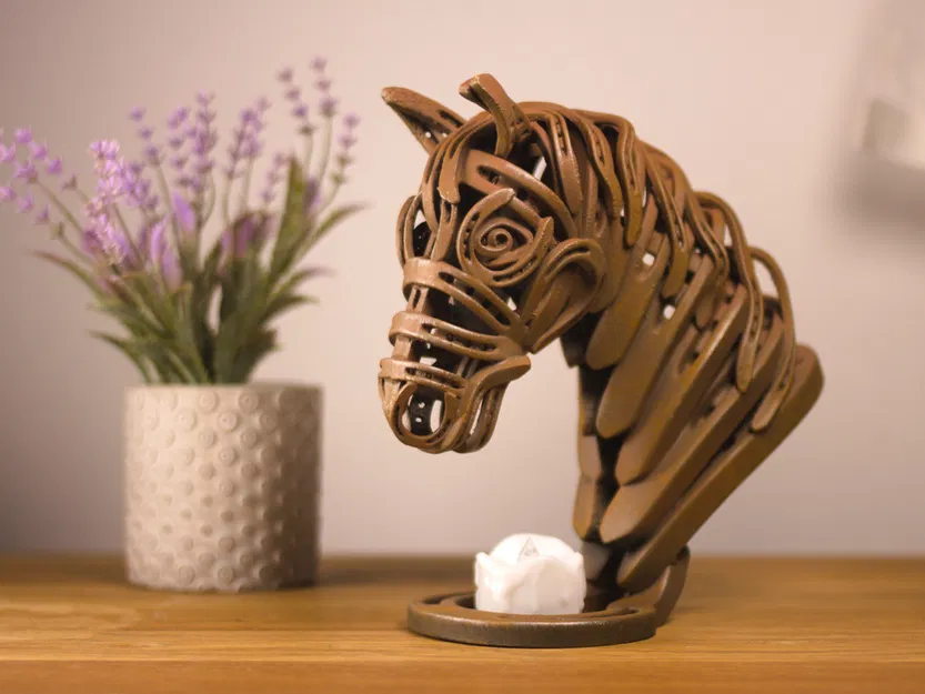 Tượng Đầu Ngựa (làm từ móng ngựa hàn) - Image 1