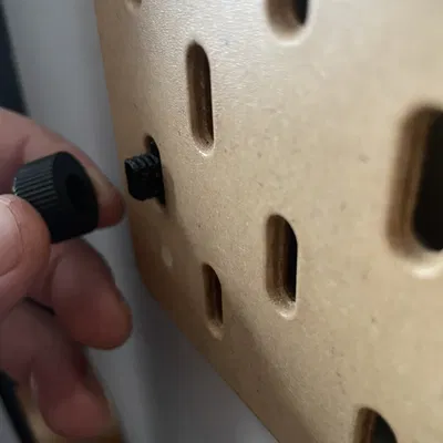 Giá treo Skadis ren vặn gắn tường cho Tesa Powerstrips