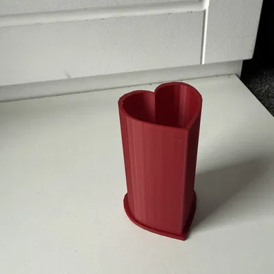 Bình hoa hình trái tim