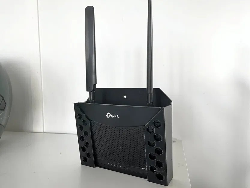 Giá đỡ treo tường TP-Link MR100 - Image 1