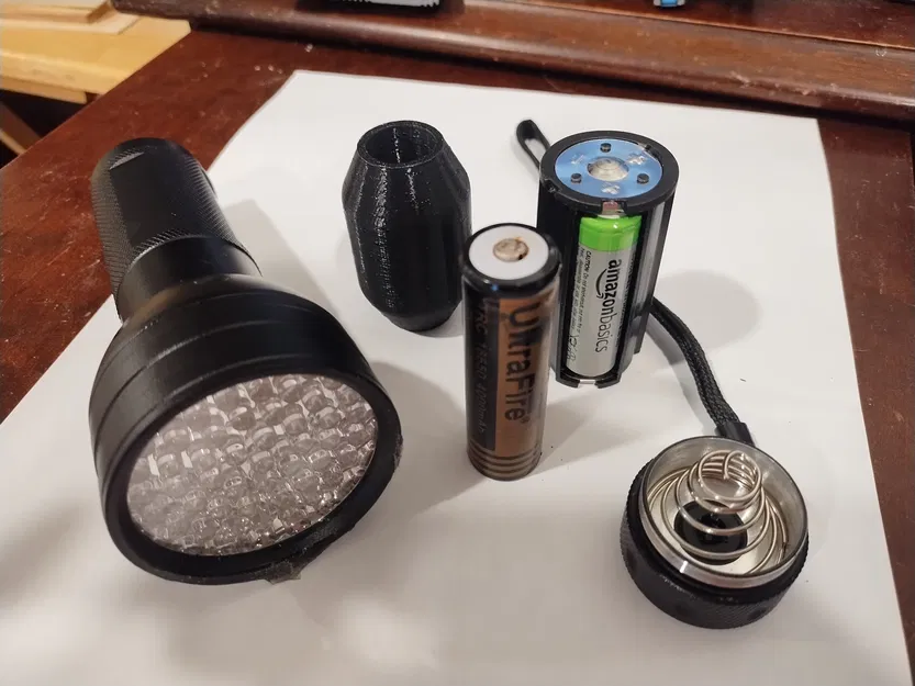 Adapter khay pin 3x AA sang 18650 cho đèn pin - Image 1