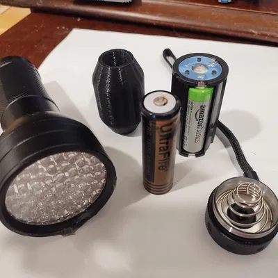 Adapter khay pin 3x AA sang 18650 cho đèn pin