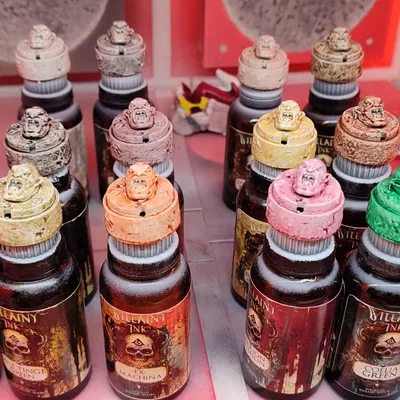 Thẻ swatch nắp chai mực Villainy Ink