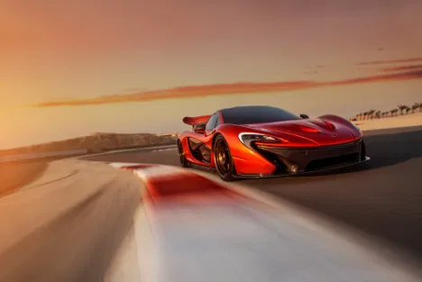 McLaren P1 – Siêu xe Hybrid Hypercar đậm chất đường đua - Image 1