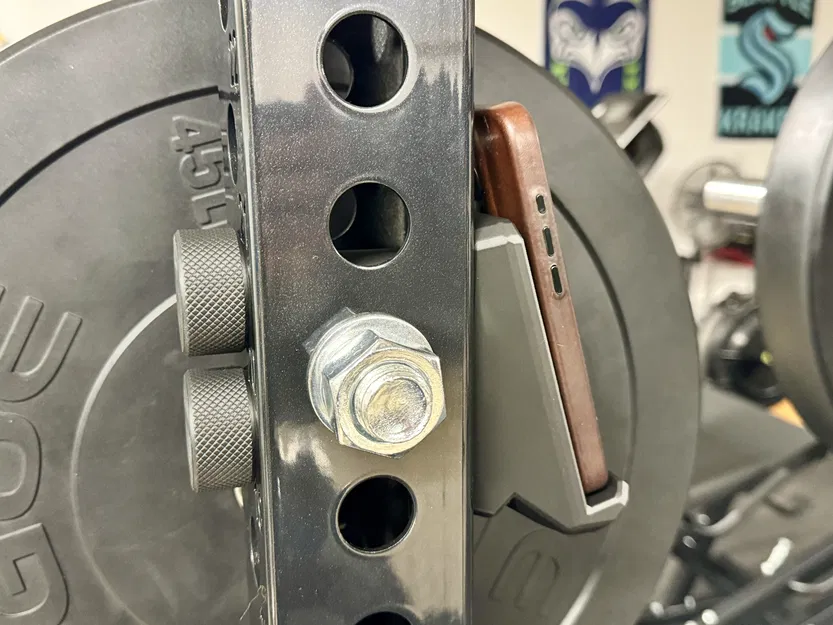 Giá đỡ điện thoại gym cho squat rack 3x3 lỗ 1" - Image 6