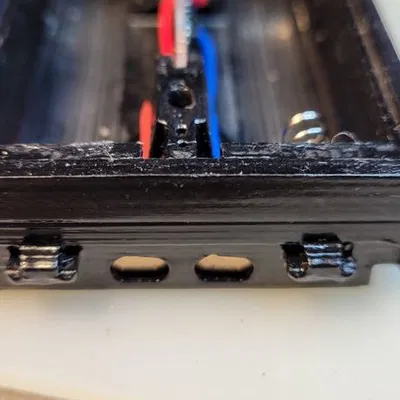 Vỏ pin 18650 cho BAOFENG UV-10R