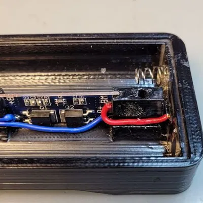 Vỏ pin 18650 cho BAOFENG UV-10R