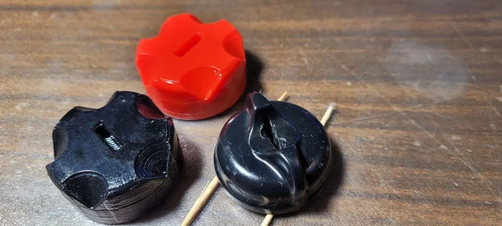 Nắp dầu/ xăng Echo P021005581/P021005591 cho máy cưa (CS2600…SH305S) - Image 1